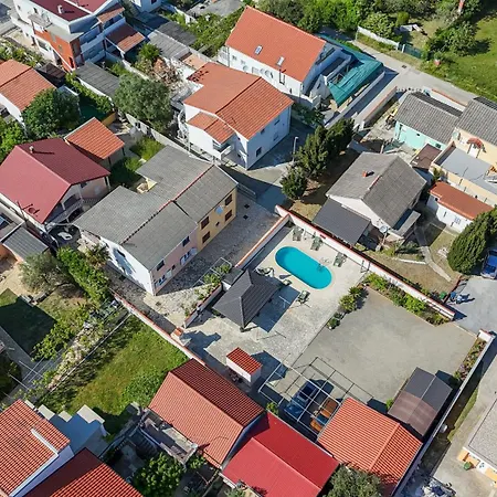 Kralj Apartman *
