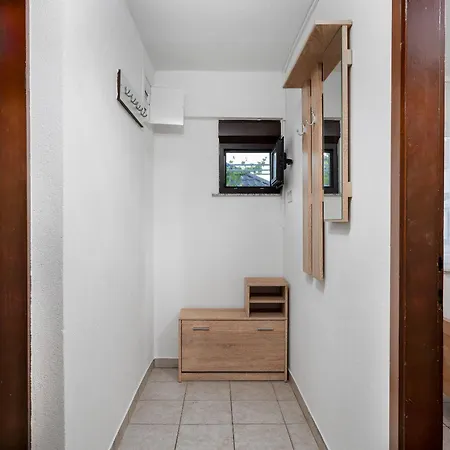 Apartment Kralj Nin
